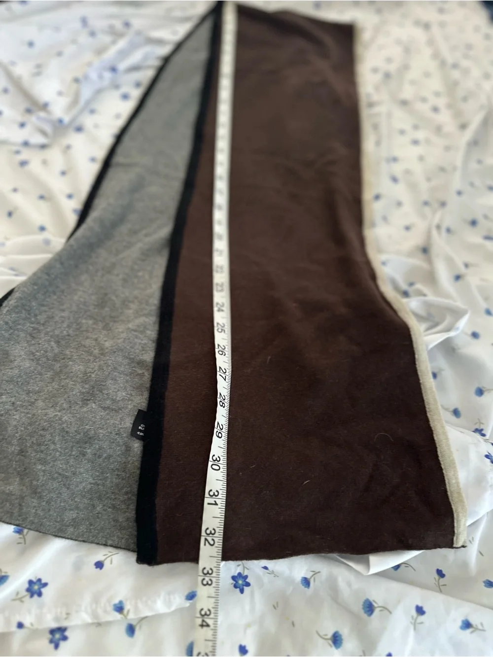 Echo Design Wool/ Cashmere Blend Gray/ Brown Double Sided Mens Winter scarf.